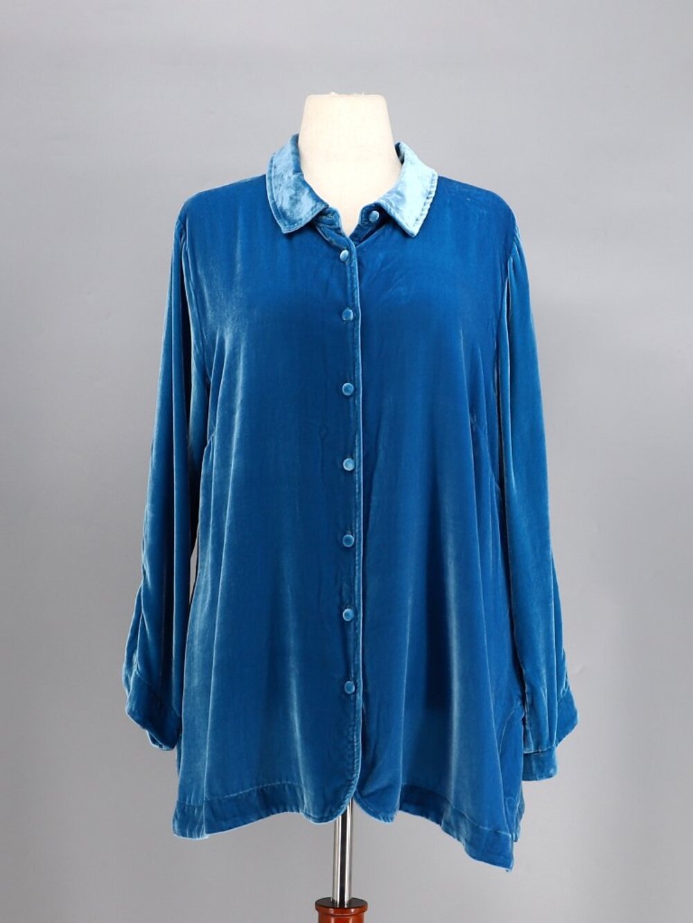 SOFT SURROUNDINGS Icon Silk Blend Poets Tunic Shirt in Blue Size 1X
